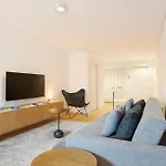 Апартаменти Principe Real Charming Duplex Ac Ground Floor *