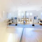Апартаменти Principe Real Charming Duplex Ac Ground Floor *